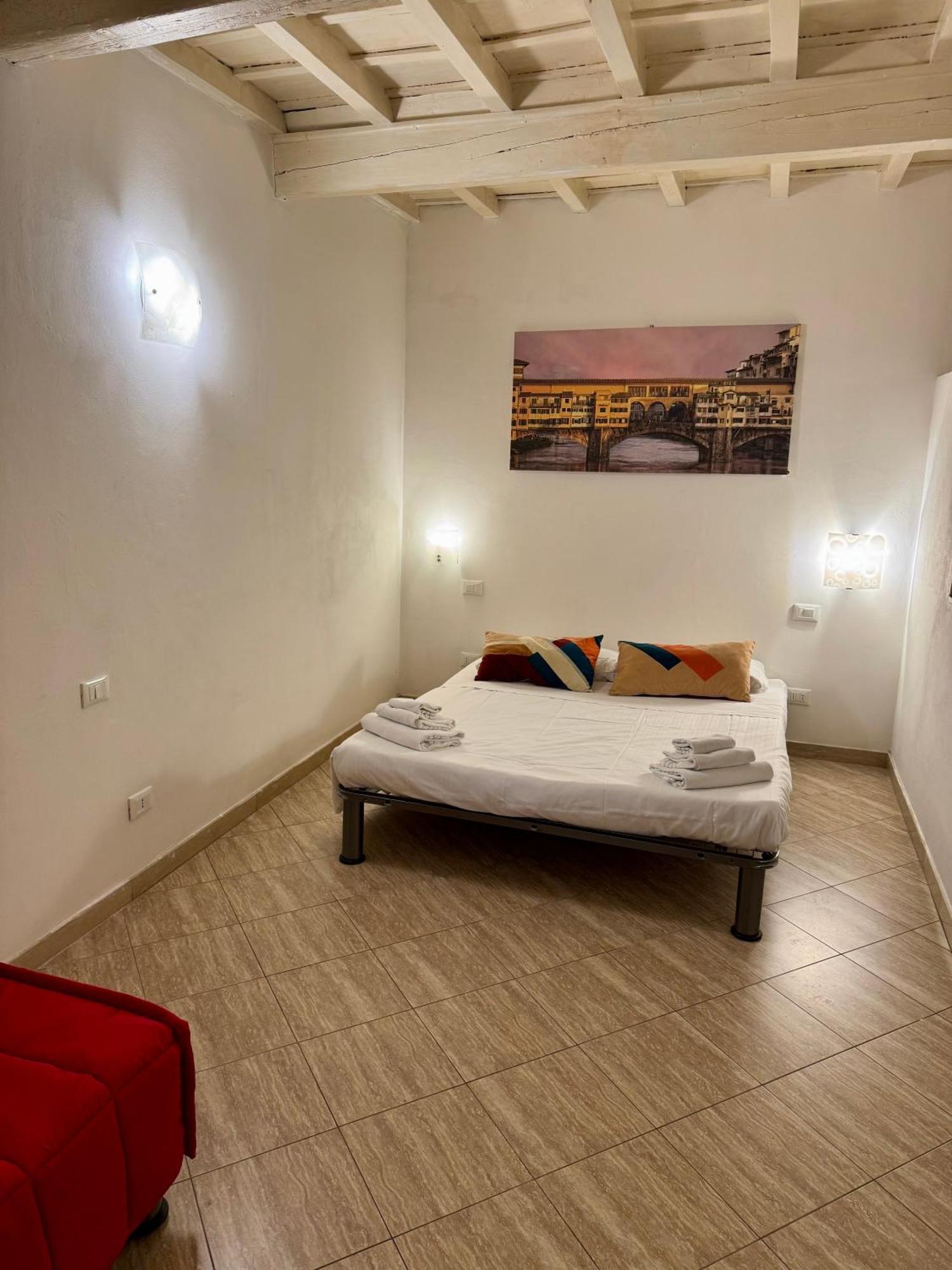 Lovely Portion Of Property Few Steps From Basilica Santa Croce Florence Exterior photo